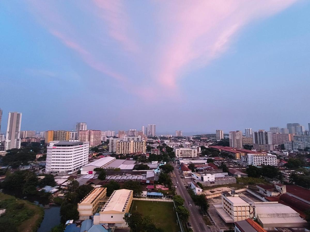 2Br Luxury Rooftop Swimming Pook Homestay@Georgetown@10Pax - 无敌美景两房民宿 Extérieur photo
