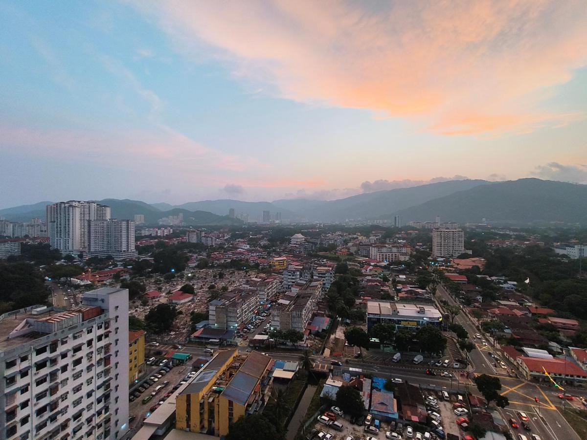2Br Luxury Rooftop Swimming Pook Homestay@Georgetown@10Pax - 无敌美景两房民宿 Extérieur photo