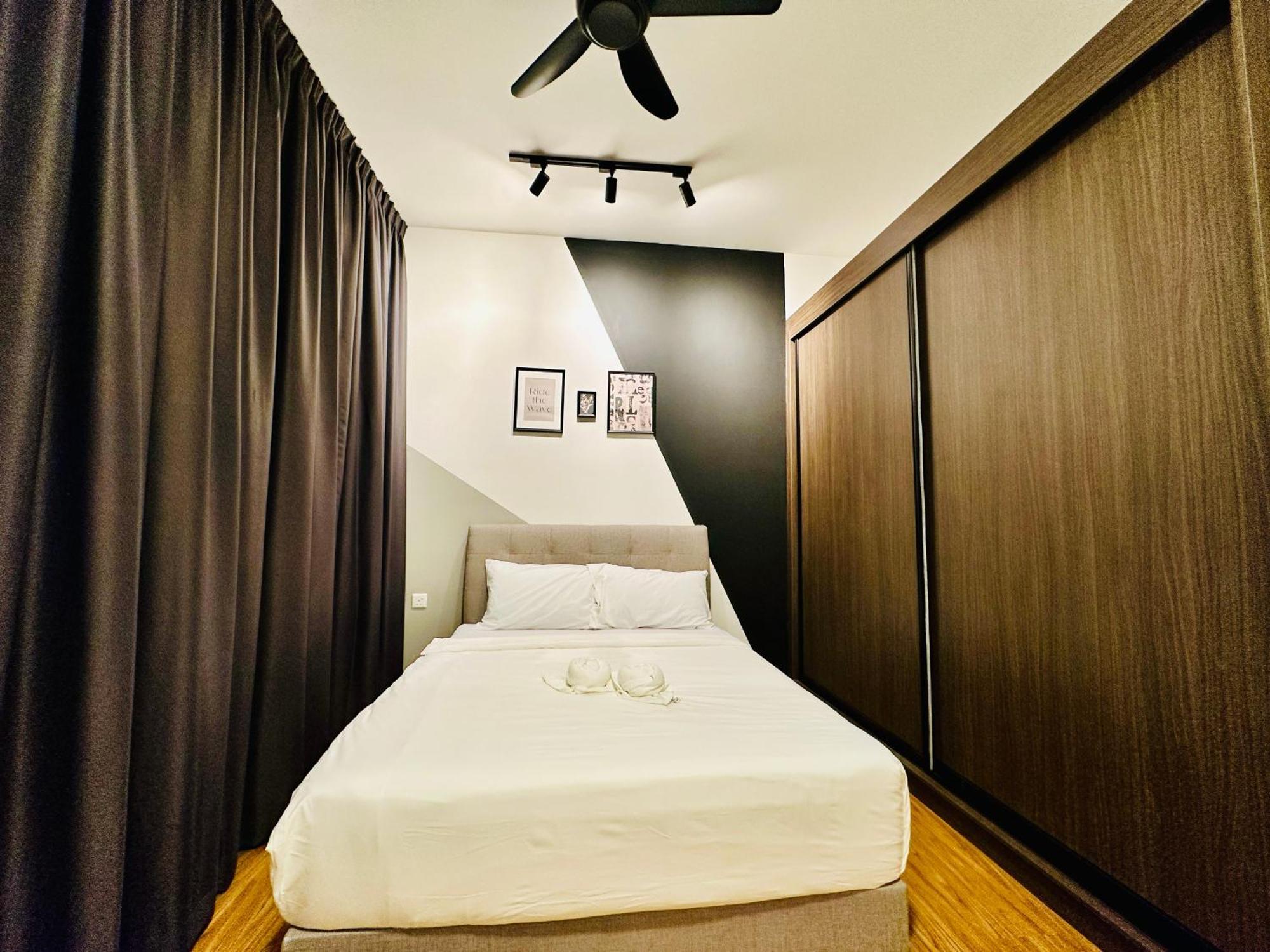 2Br Luxury Rooftop Swimming Pook Homestay@Georgetown@10Pax - 无敌美景两房民宿 Extérieur photo